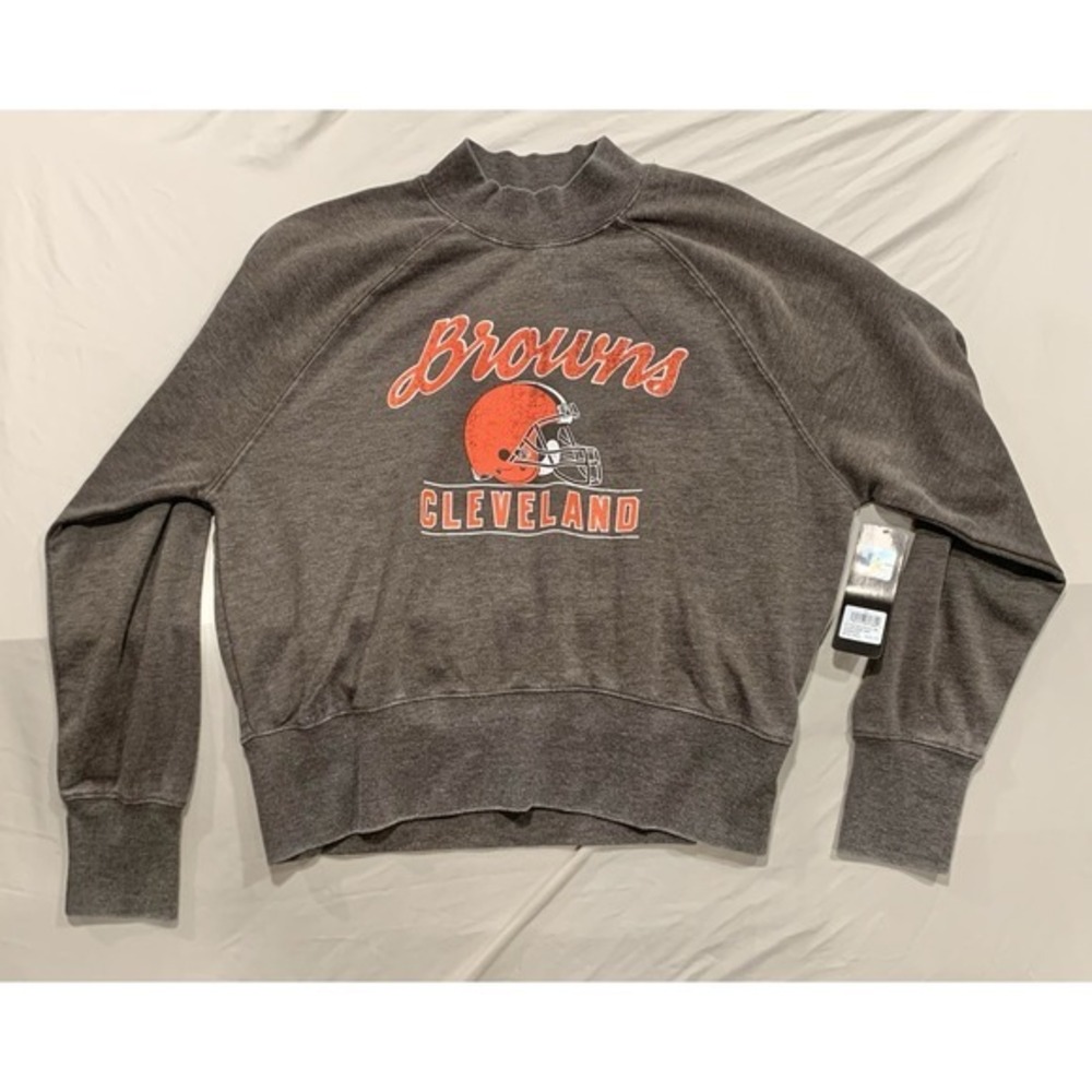 NWT Cleveland Browns long sleeve‎ sweatshirt Women's XL NFL Football